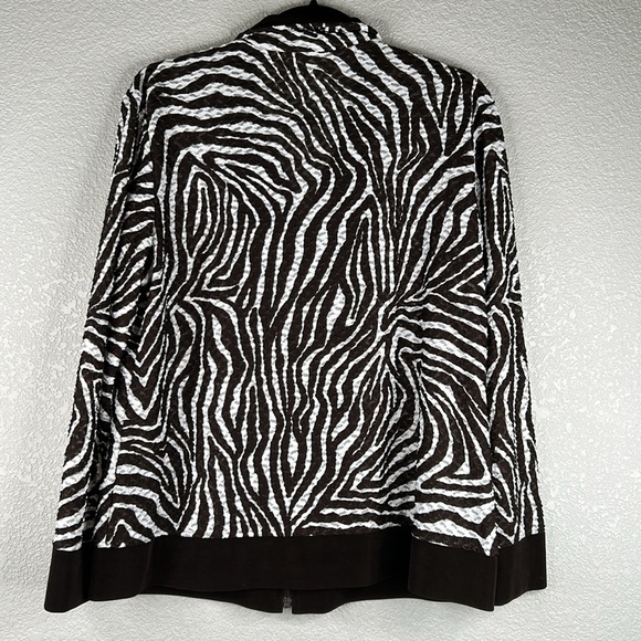 Chico's Brown & White Zebra Print Sheer Long Sleeve Lightweight Jacket Size M - Picture 5 of 6